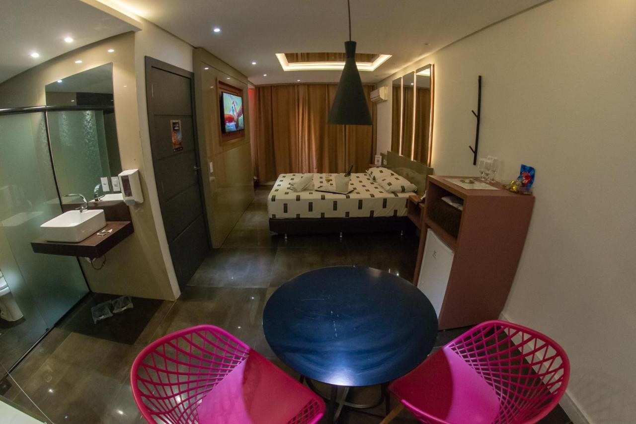 Sense Motel (Adults Only) ปอร์โตอัลเลเกร ภายนอก รูปภาพ